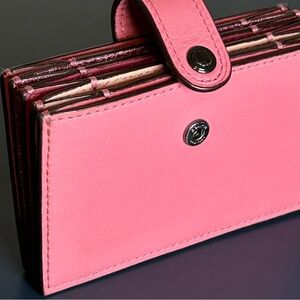 Coach Pink Leather Accordion Card Holder Case, Wallet, Glovetanned Leather
